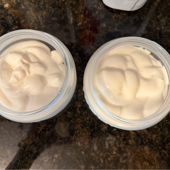 AZUNA Air Freshener and Odor Eliminator Set! - Picture 4 of 7